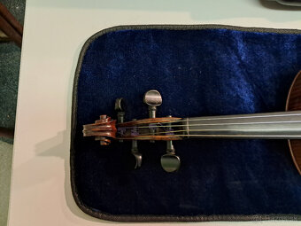 Viola, rok 1780 - 9