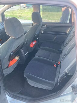 Ford focus c-max 1.6tdci 80kw - 9