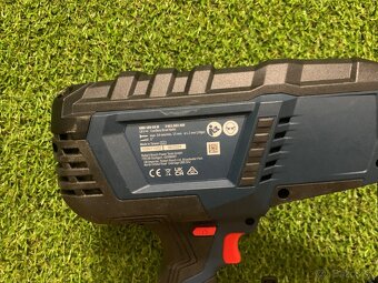 Bosch Professional GNH 18V-50 M akumulátorová klincovačka - 9