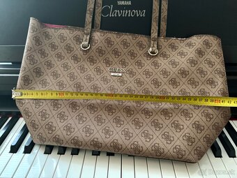 Guess originál kabelka - veľká hnedá - 9