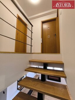 PREDAJ - moderný 4-izbový mezonet - 122m2 - Vrútky - 9