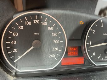 BMW 116i - 9