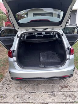 Ceed combi 1.5t-gdi, benzín, M6, r.v. 2022, 117,5 kw, 160 ps - 9
