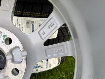 č.02 Zimná sada na VW GOLF 205/55 R16 - 9