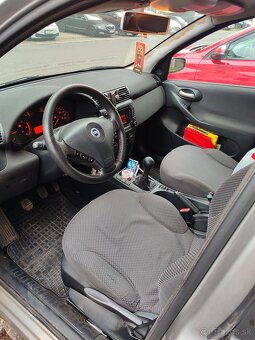 Fiat Stilo 1.9 jtd 59kw - 9