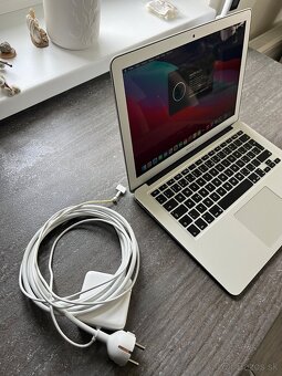 Apple MacBook Air 13,3" - 9