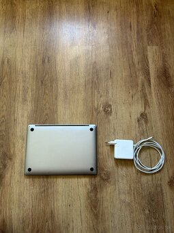 MacBook PRO M1 - 16GB RAM, 512GB SSD - 9
