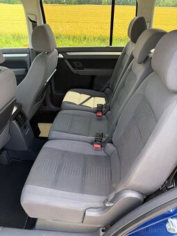 Volkswagen Touran - 9