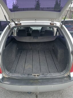 Octavia combi 1,9tdi 74kw 4x4 - 9