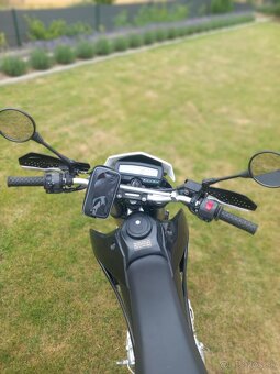 Kawasaki KLX 250 - 9