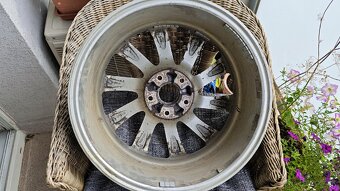 Disky alfa romeo Giulietta 17 originaly 7,5Jx17 ET 41 ET41 - 9
