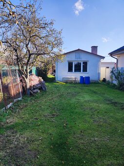 RD s krásnou záhradou Ludanice - 9