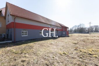 Na predaj rozľahlý rodinný dom s veľkým pozemkom pri hlavnom - 9