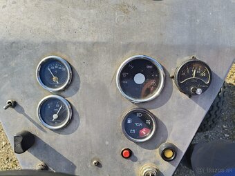 Traktor z mutikáry - 9