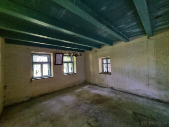 CHALÚPKA a POZEMOK 2000 m2 KRAJNÉ KOPANICE MYJAVA - 9