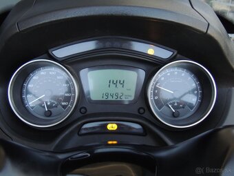 PIAGGIO MP3 500 LT 2015 ,, B" vodičák ABS ASR - 9