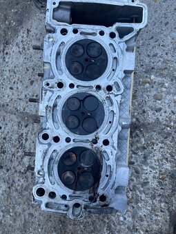 Om642 350 cdi hlava motora v6 diesel - 9