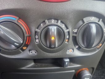 Fiat Punto Sporting 1.2 i 16V 6 rýchlosti Topí TOP Stav - 9