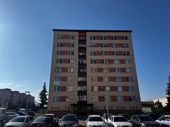 NA PRENÁJOM 1 IZBOVÝ ZARIADENÝ BYT V LM, 1.MÁJA - 9