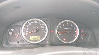 Nissan Almera 1, 5benzín 72kw klíma 5q manuál - 9