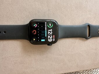 Apple watch 8, 45mm - 9