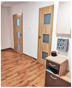 SÍDLISKO SNP / 2i TEHLOVÝ BYT / BB / REKONŠTRUKCIA / 66 m2 / - 9