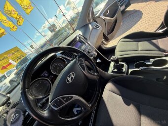 Hyundai i30 1.6 CRDi DOHC 16V Comfort - 9