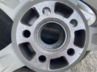 Predám lacno elektróny 18-tky s roztečou 5x100mm - 9