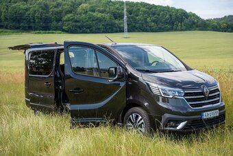 Prenájom 8 miestne auto – Nový Renault Trafic SpaceClass - 9