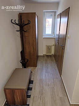 Prerobený 2 izbový byt na prenájom v centre Komárna - 9