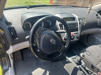 KIA CEED 1,6, Benzín, Plyn - 9