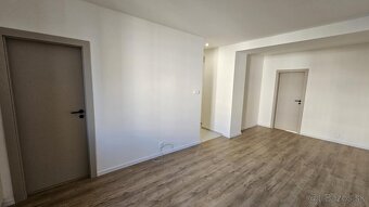 NOVINKA - 3 izbový byt ul. Južná trieda - NOVÁ REKONŠTRUKCIA - 9