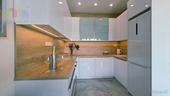 NOVOSTAVBA 4-IZBOVÉHO BUNGALOVU LEN 7 KM OD PIEŠŤAN – OBEC S - 9