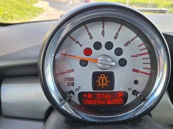 Mini Cooper S Clubman 1,6 automat 128 kW - 9