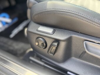 Volkswagen Passat Variant 2.0 BiTDI 240k 4MOTION DSG - 9