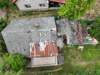 Na predaj rodinný dom + 2 stavebné parcely v obci Čerhov - 9