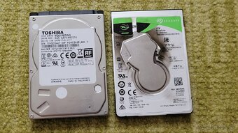 Predám playstation 4 slim - 9