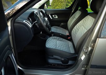 ŠKODA ROOMSTER 1.2 HTP 12V Style - BENZIN -KLIMA,PARK.SENZ. - 9