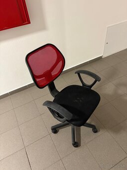 Predám Stolik a stoličku - 9