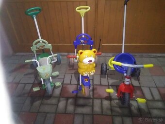slapaci traktor z vleckou kolobezka trojkolka odrazadlo - 9