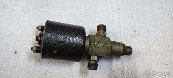 Elektro magnetický ventil+prerušovač smeroviek - 9
