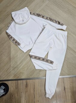 NOVA, 3x Guess biela smotanova teplakova suprava - 9