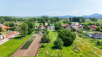 Útulný 3 izbový rodinný dom na 24 á pozemku - Zbehy - 9