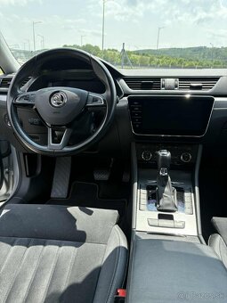 Škoda Superb Combi III 2.0 TDi DSG. - 9