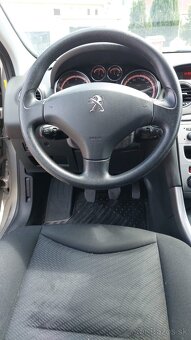Peugeot 308 sw - 9