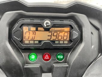 can am outlander 570 max - 9