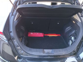 Nissan Leaf - 9