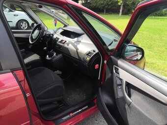 Citroen C4 Grand Picasso - 9