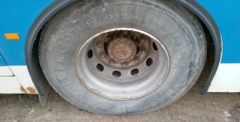 Autobus Karosa kolesá Firestone 29580 R22,5 - 9