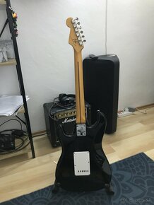 Fender stratocaster - 9
